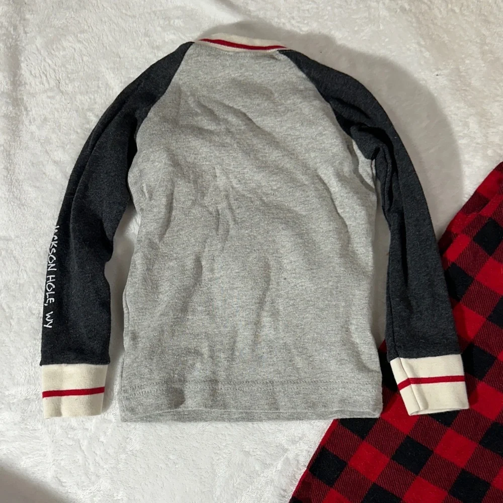 EUC Lazy One 3d Moose appliqué Set - Gray and Red Plaid 2t